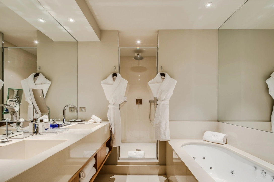 The Best Hotels in Paris for an Unforgettable Escort Experience